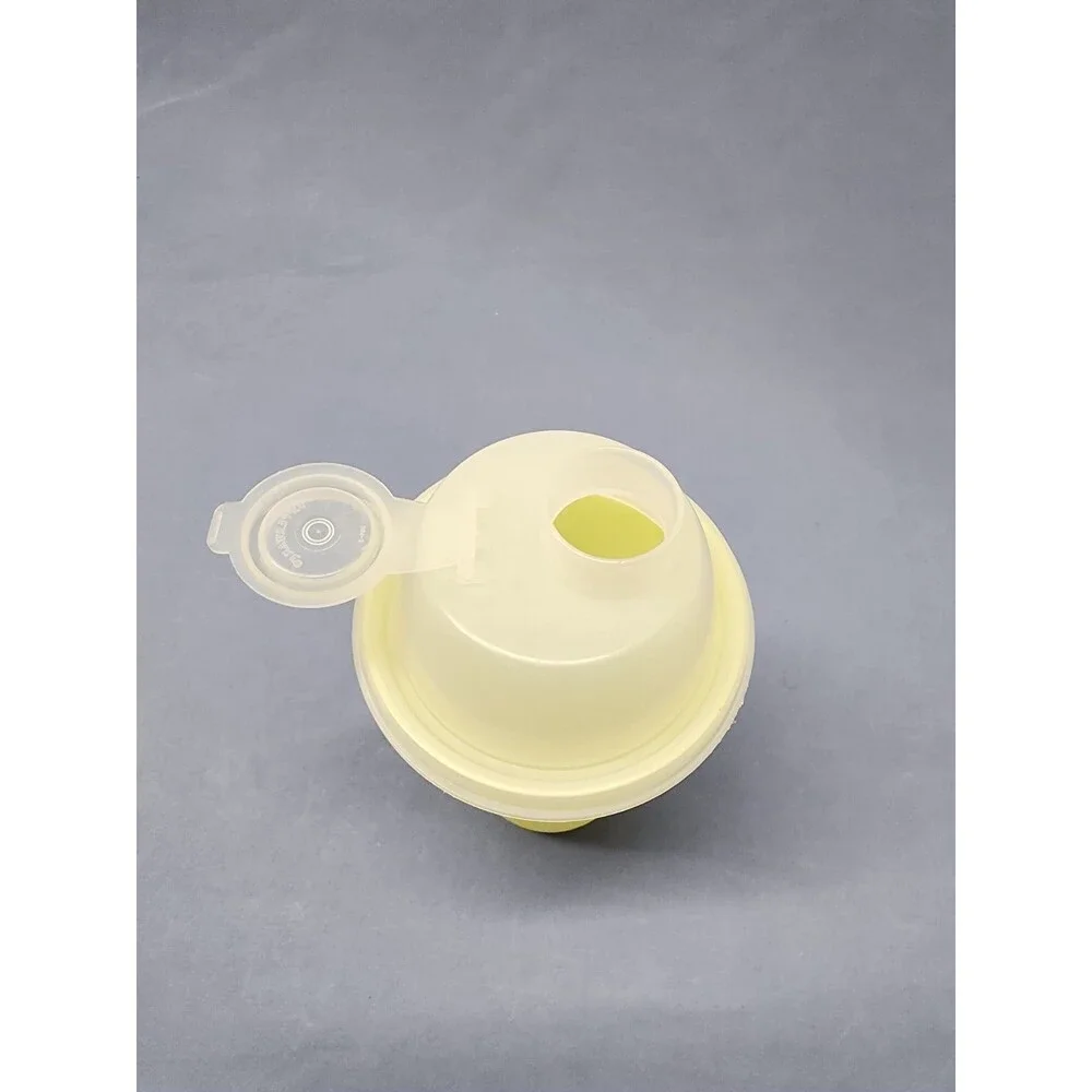 Vintage Tupperware Quick Shake Yellow Blender Bottle 3 Piece 16 Oz.